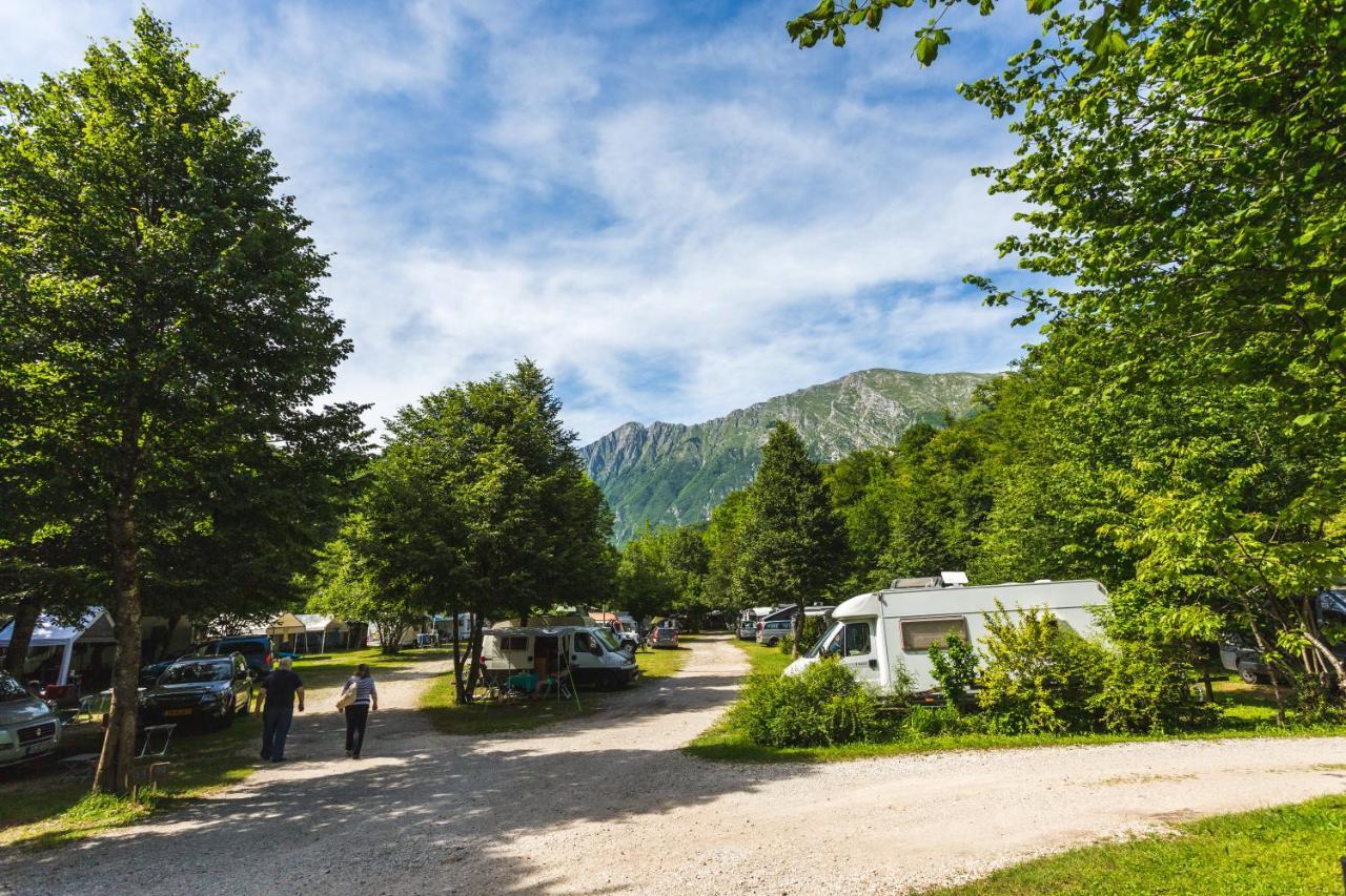 Kamp Koren โคบาริด ภายนอก รูปภาพ